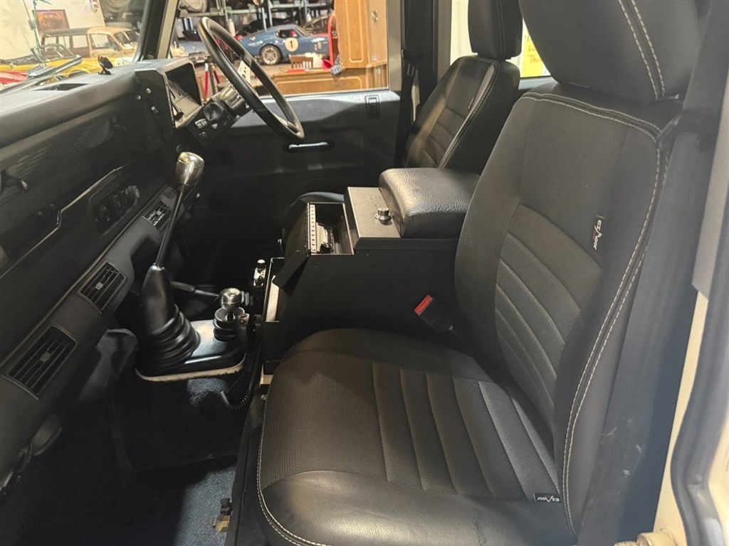 1990 Land Rover Defender 110
