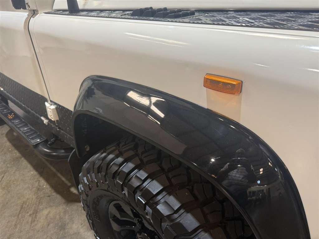 1990 Land Rover Defender 110