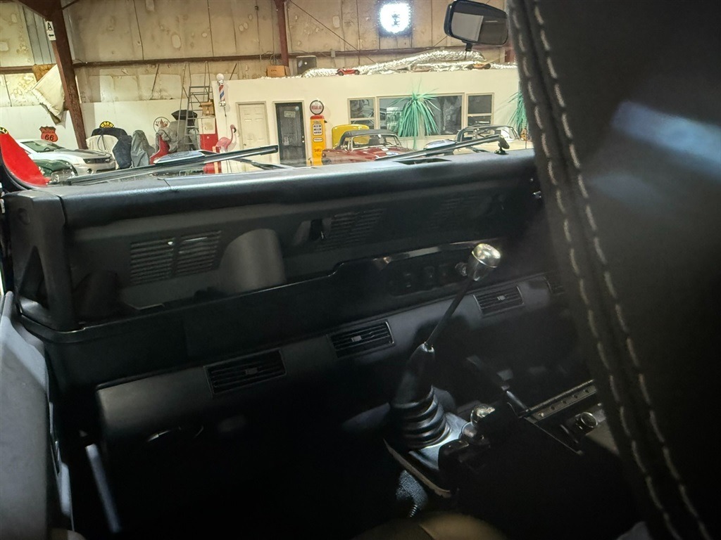 1990 Land Rover Defender 110