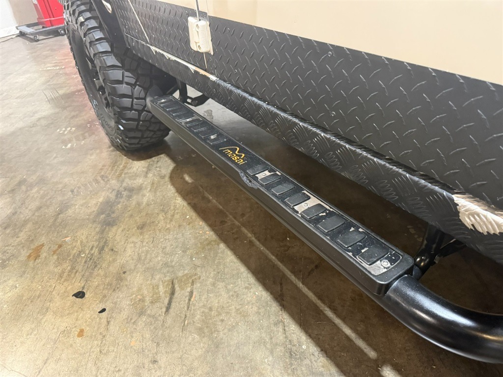 1990 Land Rover Defender 110