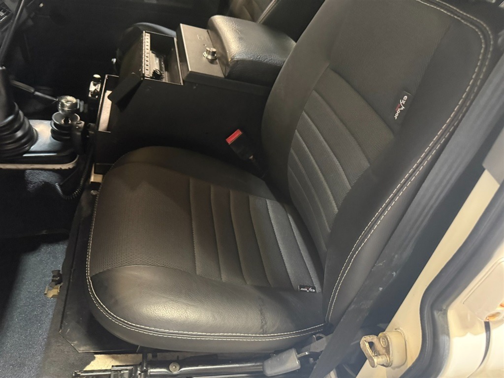 1990 Land Rover Defender 110