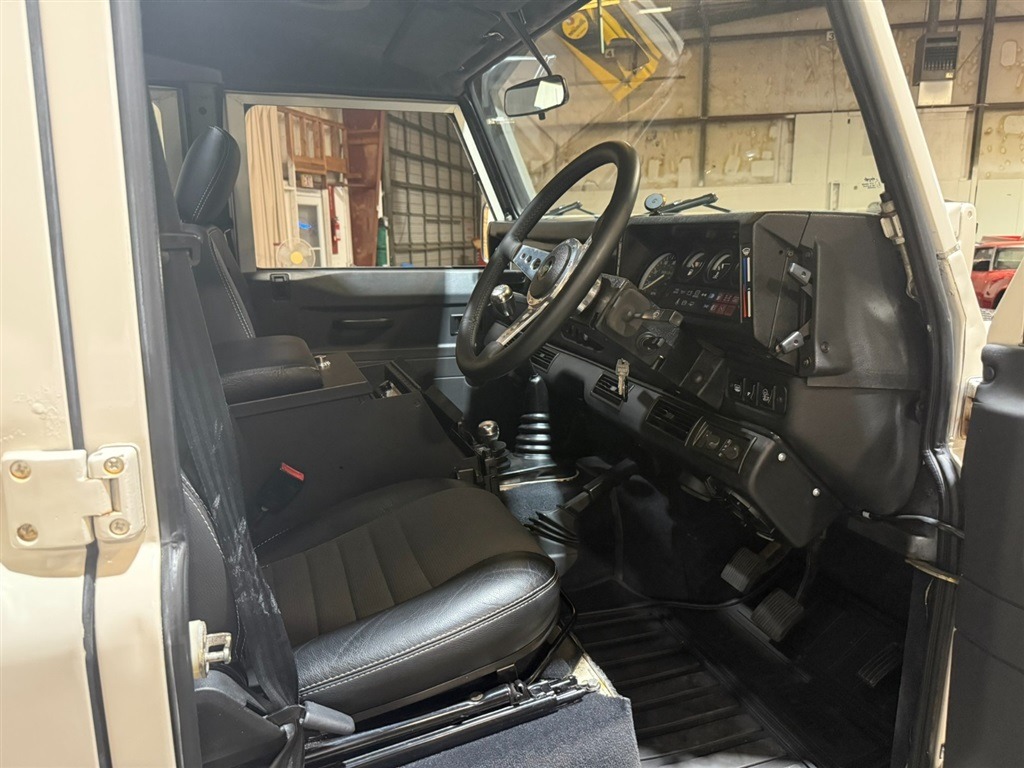 1990 Land Rover Defender 110