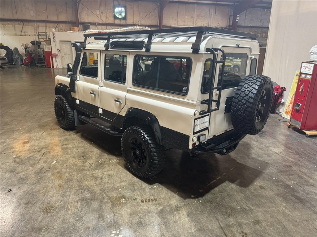1990 Land Rover Defender 110