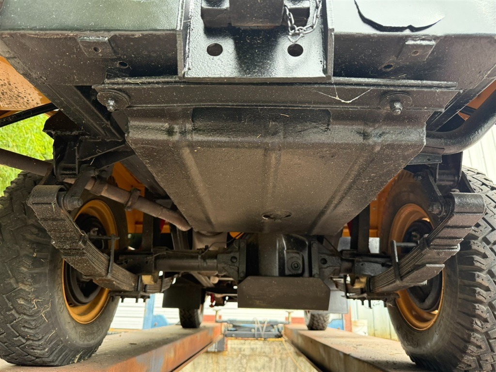 1981 Land Rover Series III 109 High-Cap