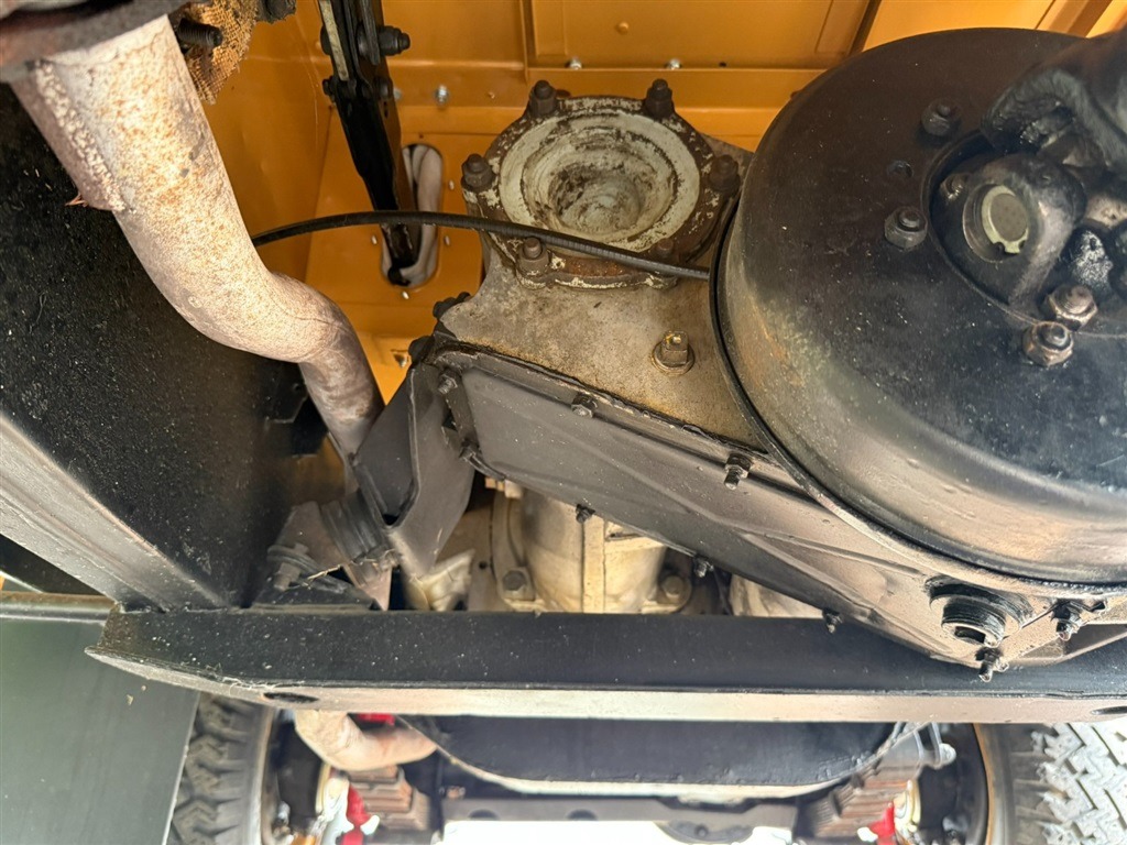 1981 Land Rover Series III 109 High-Cap