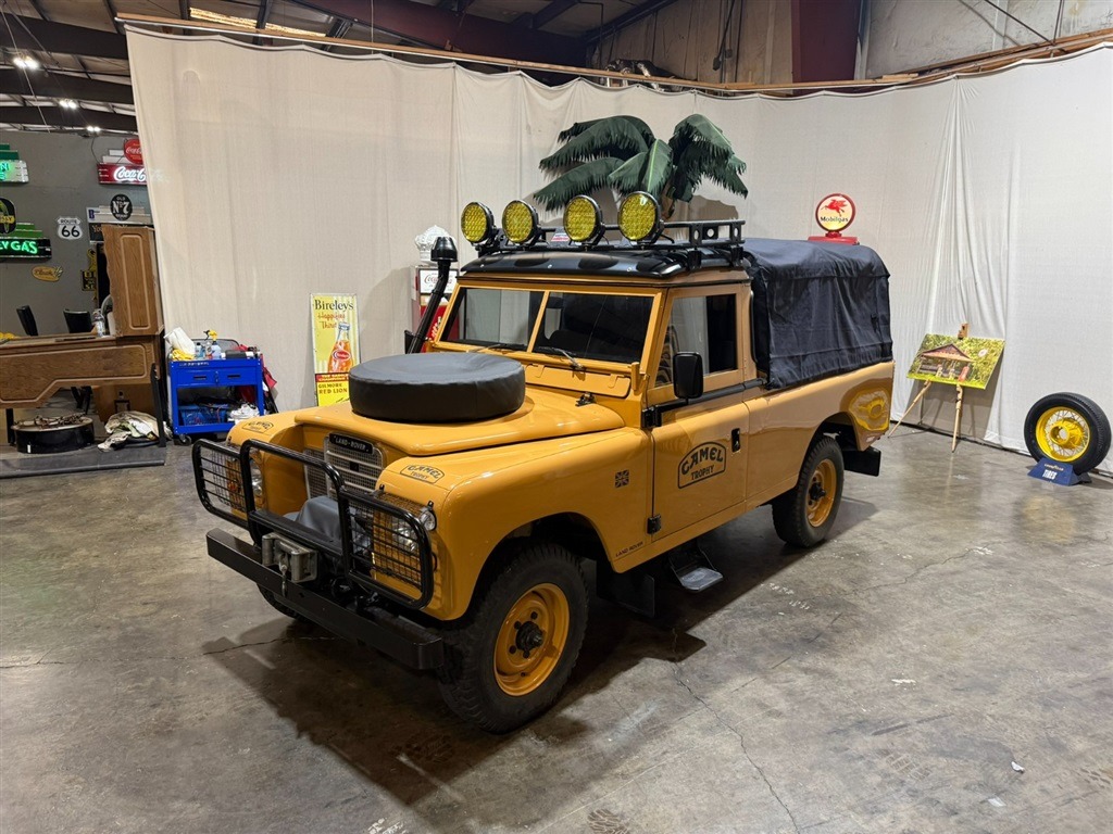 1981 Land Rover Series III 109 High-Cap