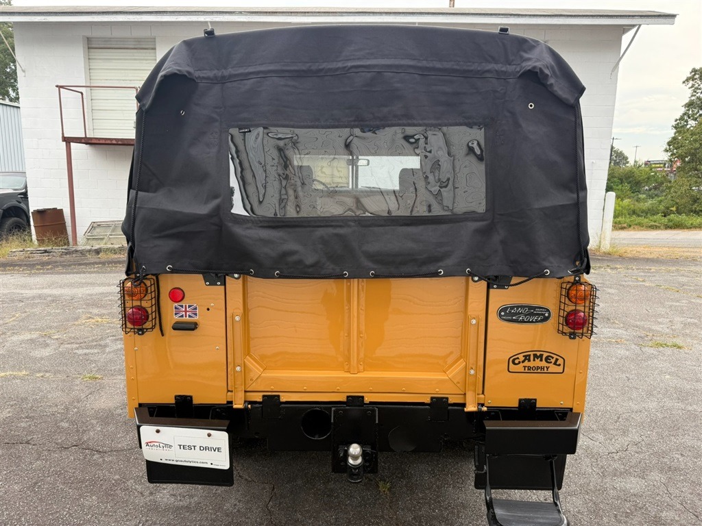 1981 Land Rover Series III 109 High-Cap