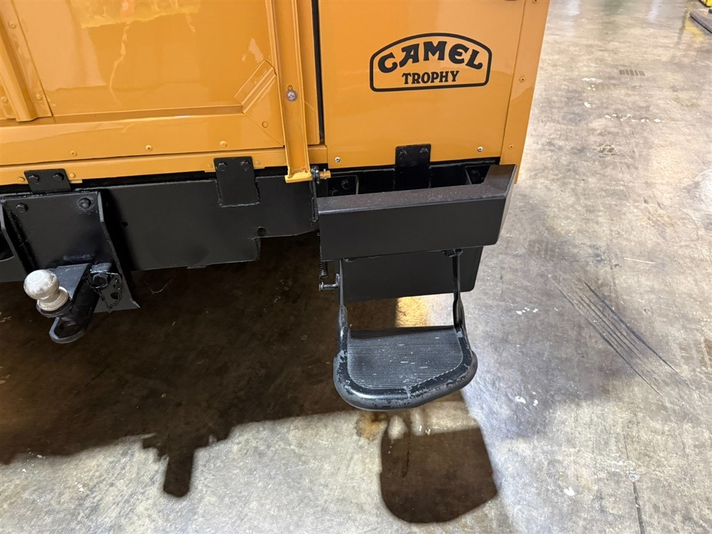 1981 Land Rover Series III 109 High-Cap