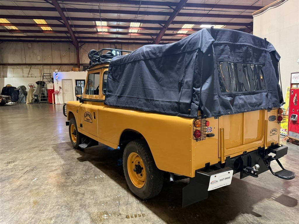 1981 Land Rover Series III 109 High-Cap