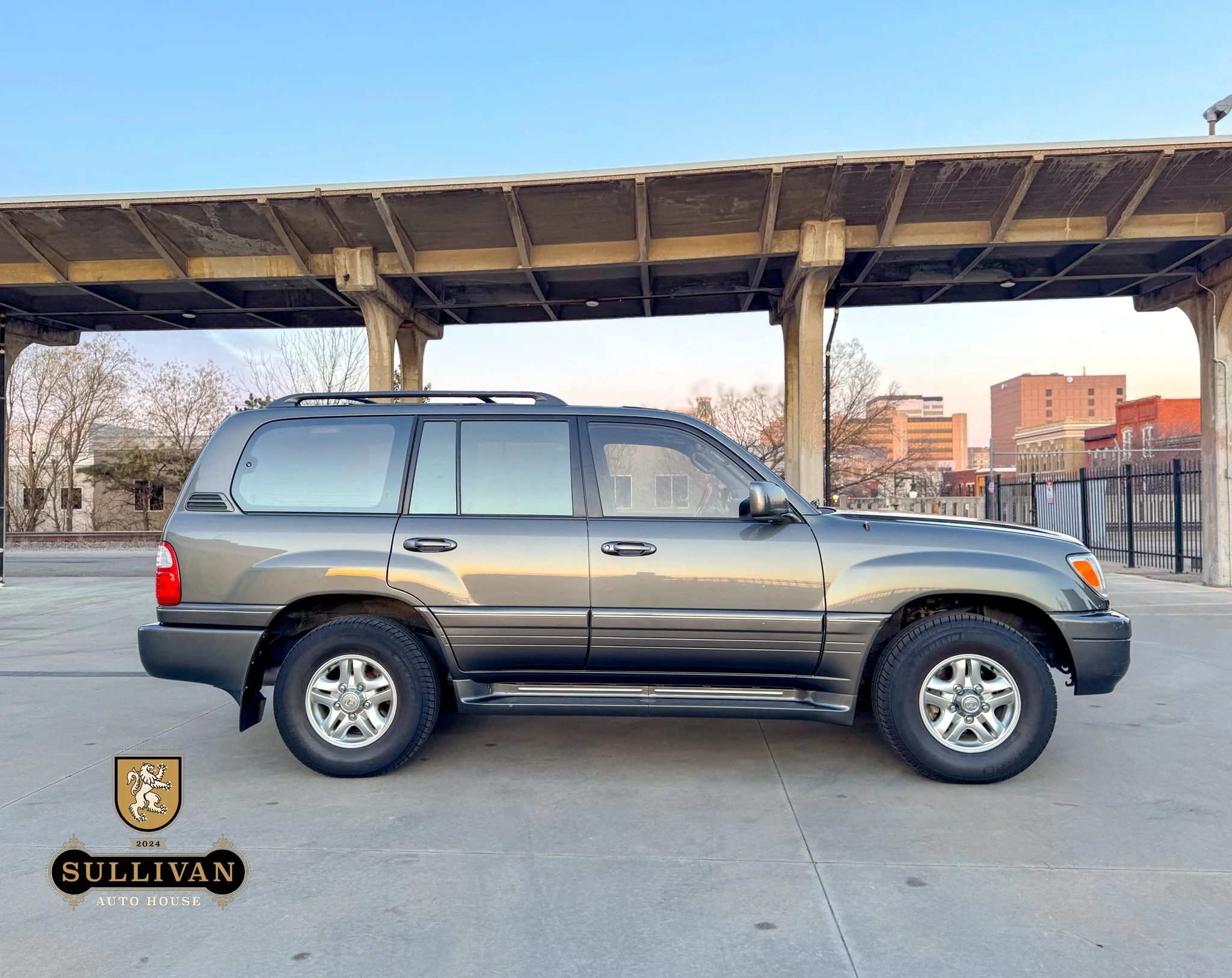 2002 Lexus LX 470