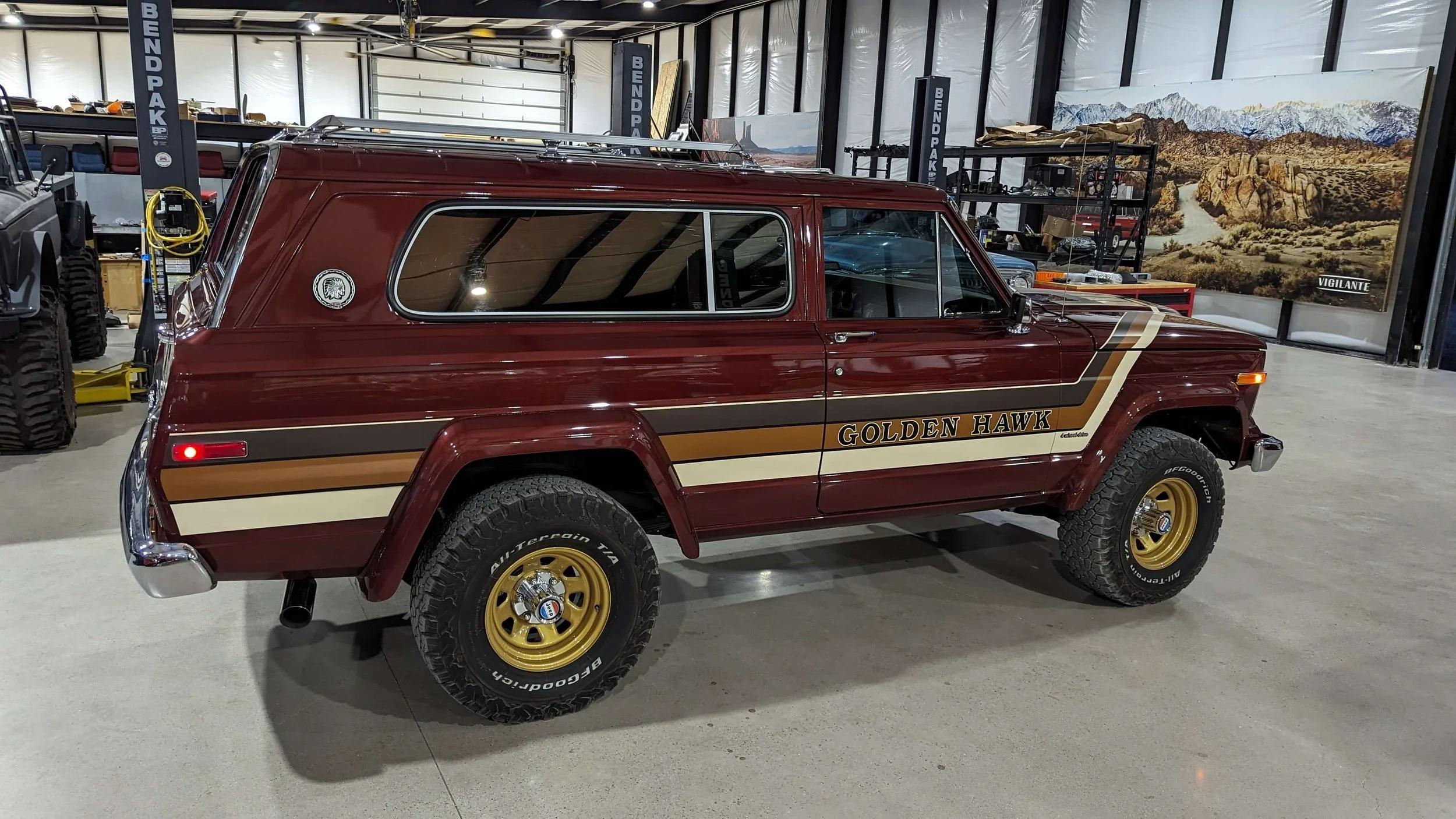 1979 Jeep Cherokee Golden Hawk - 4