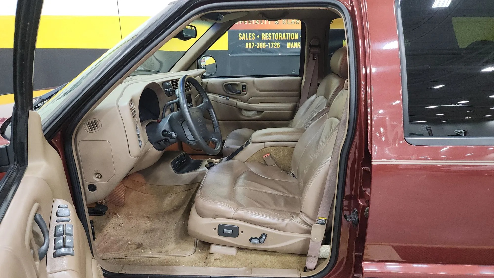 1998 Chevrolet Blazer LS - 5