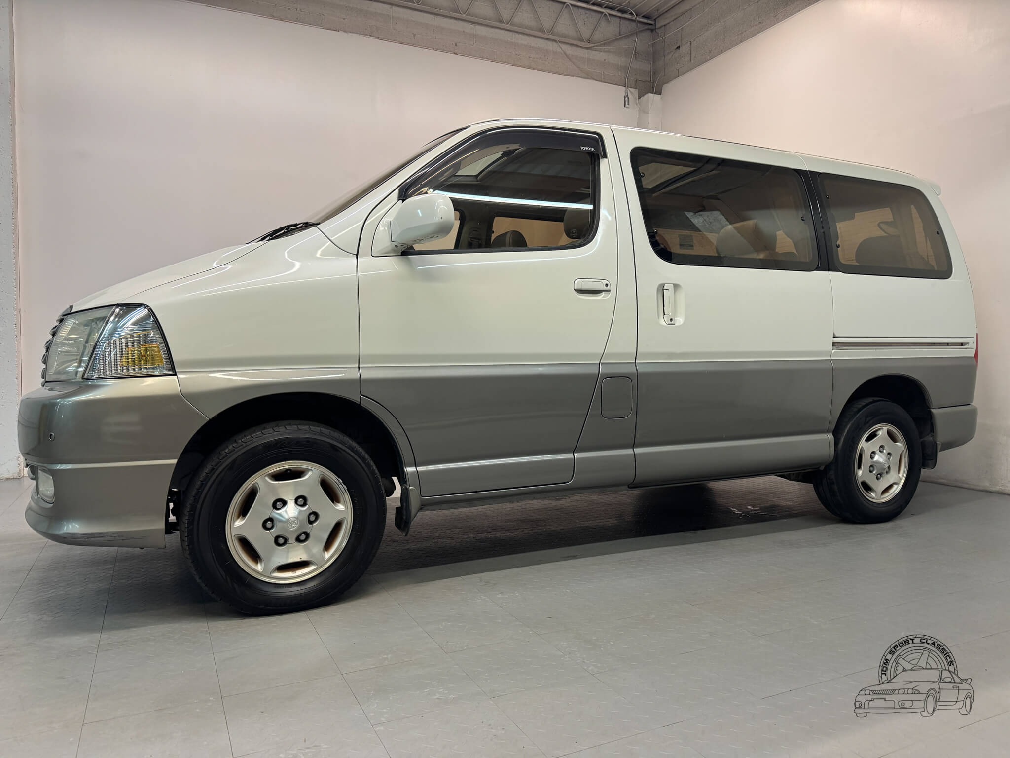 2000 Toyota Grand HiAce Limited Prestige Edition