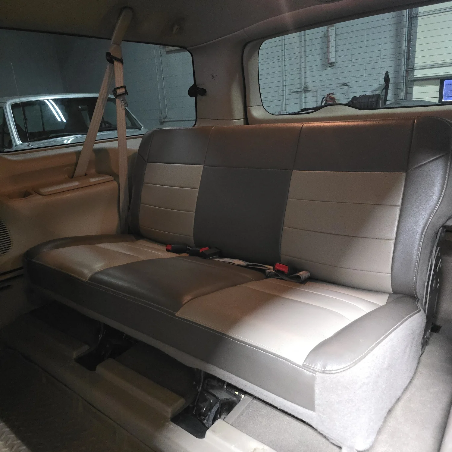 2004 Ford Excursion Eddie Bauer 4×4