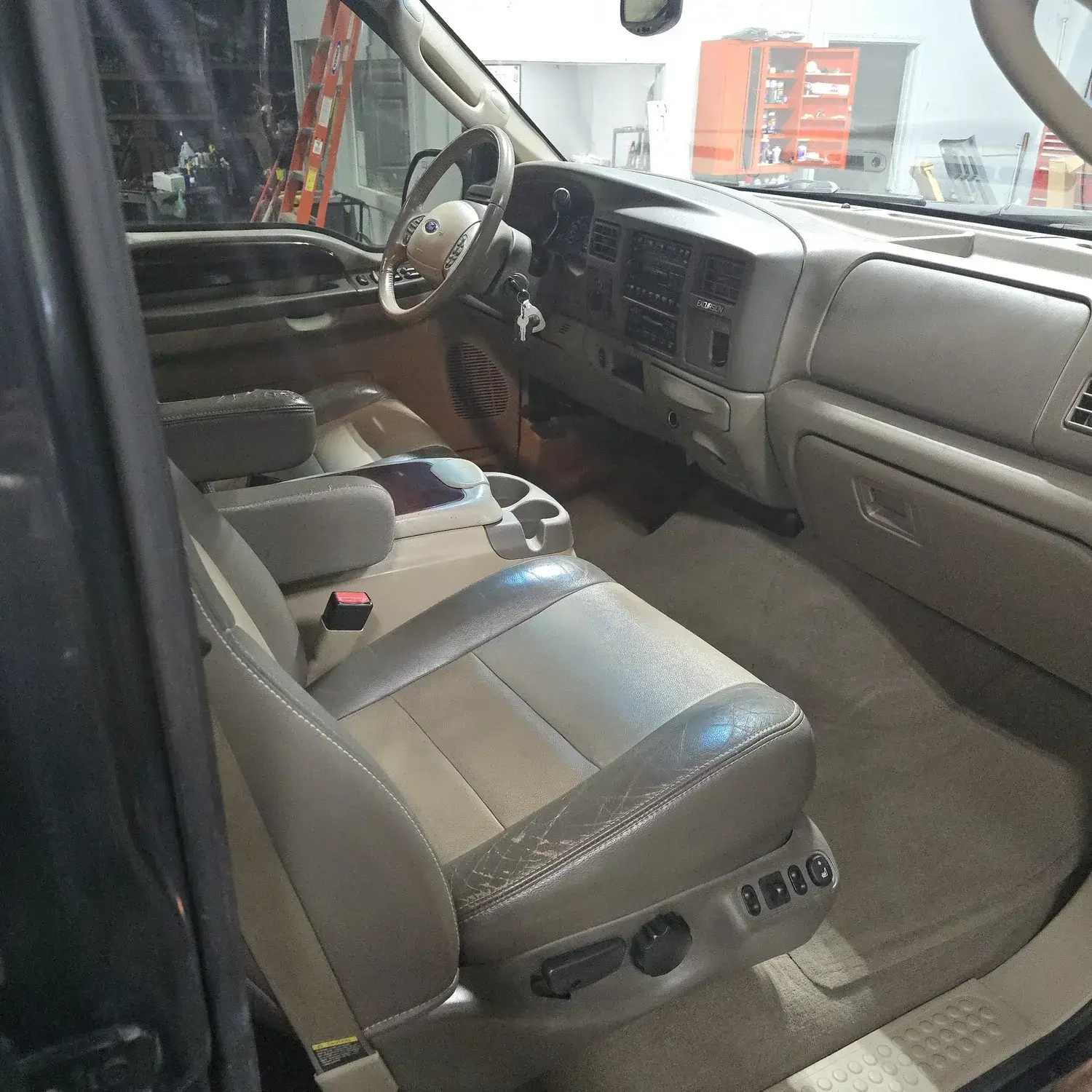 2004 Ford Excursion Eddie Bauer 4×4