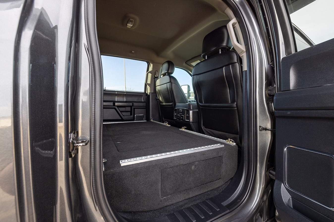 2020 EarthRoamer XV-LTi 010