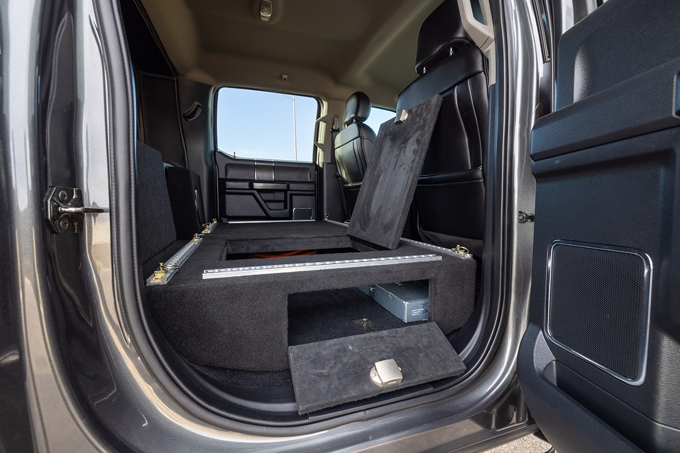 2020 EarthRoamer XV-LTi 010