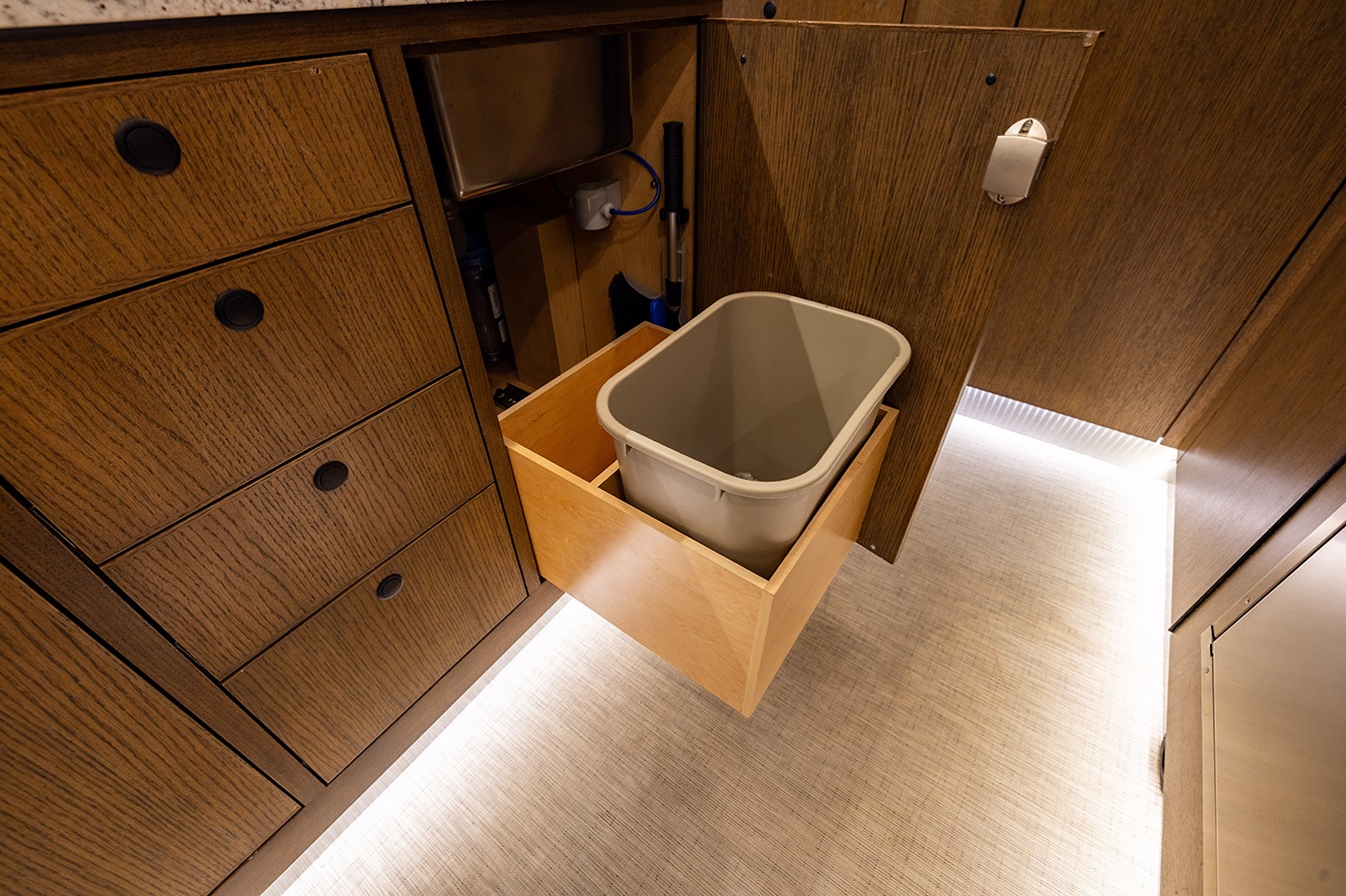 2020 EarthRoamer XV-LTi 010