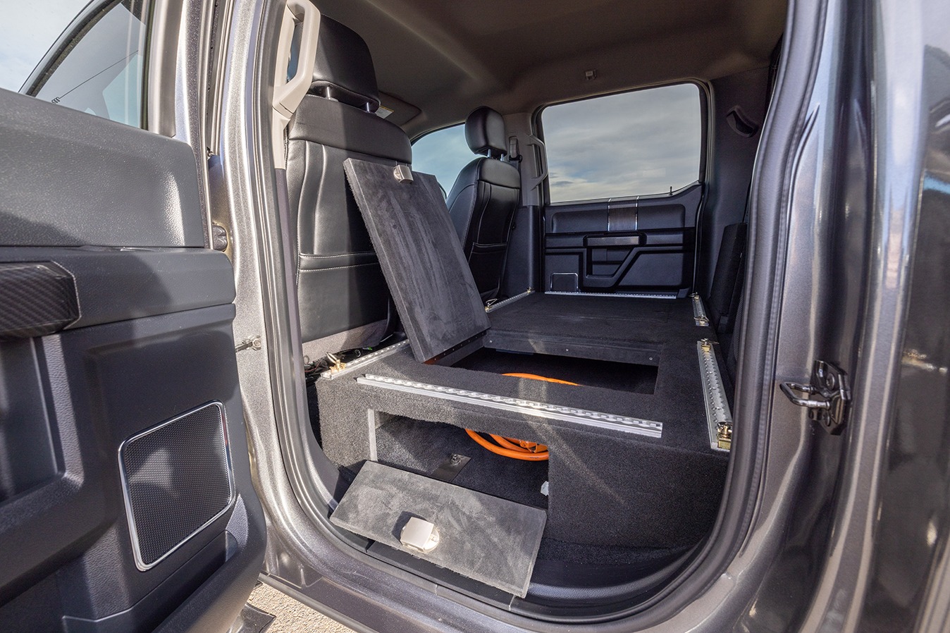 2020 EarthRoamer XV-LTi 010