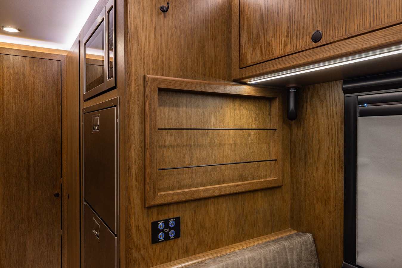 2020 EarthRoamer XV-LTi 010