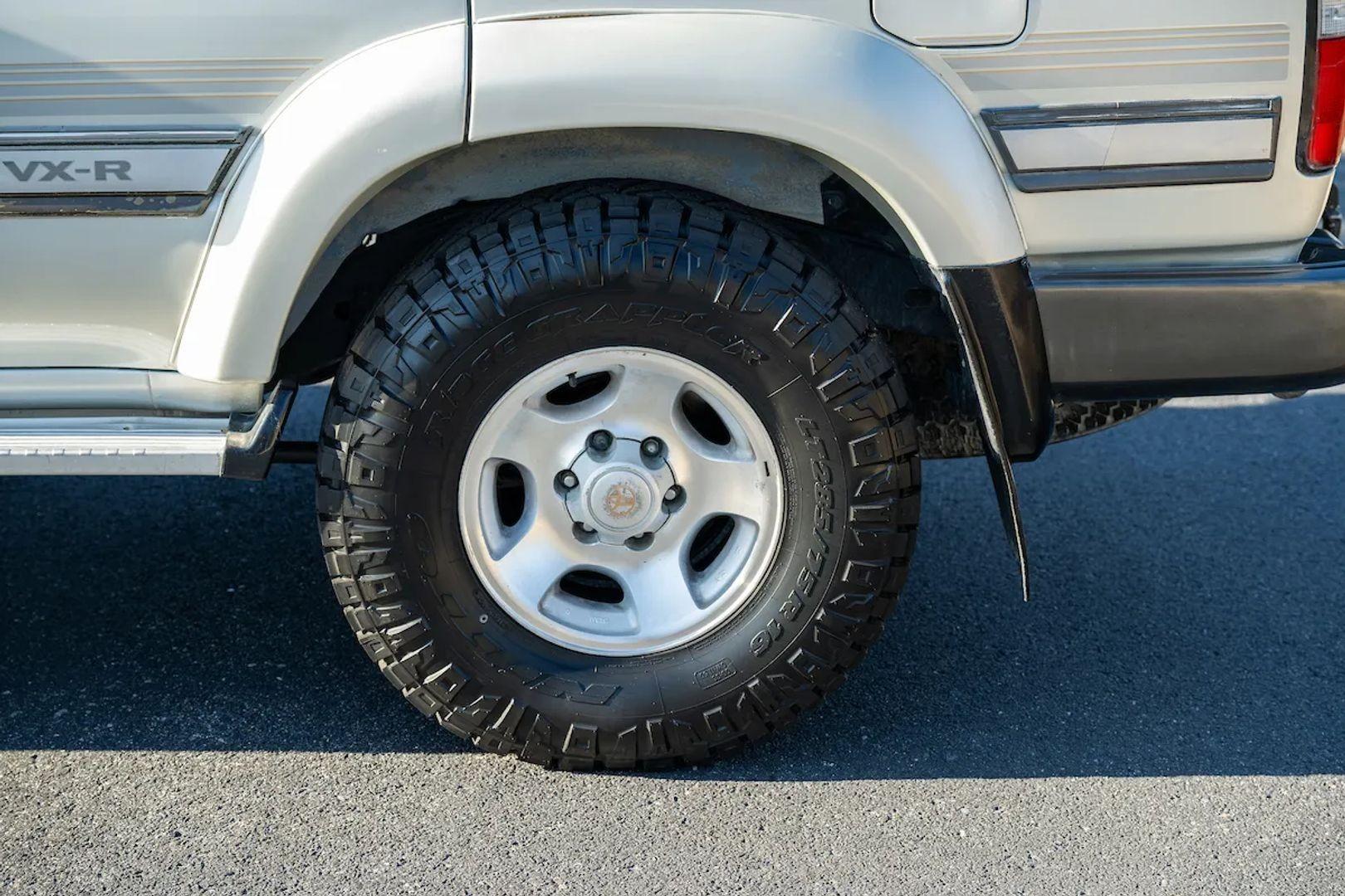 1995 Toyota Land Cruiser FZJ80