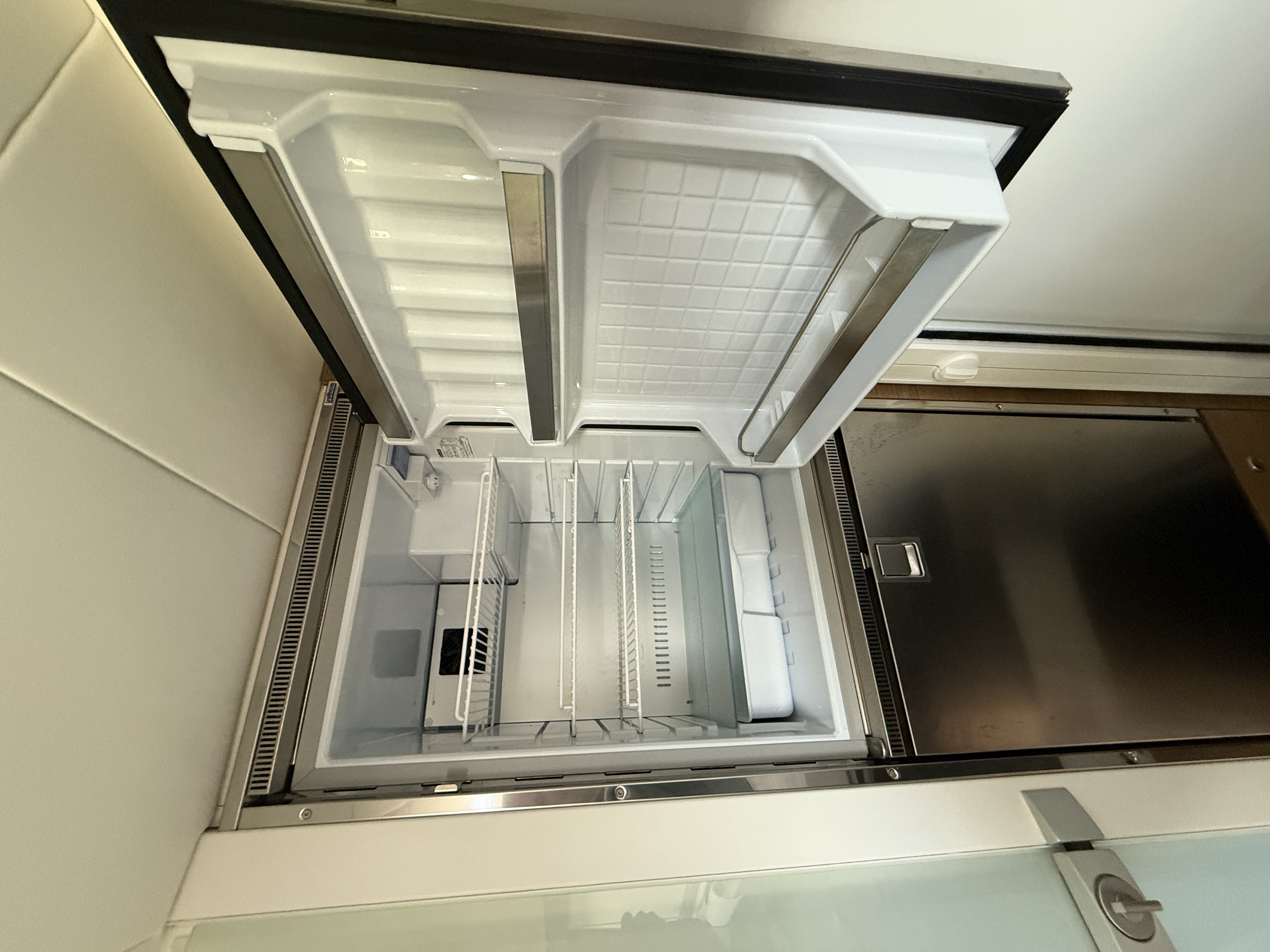 2024 Mercedes-Benz Arocs 2053 Expedition Vehicle