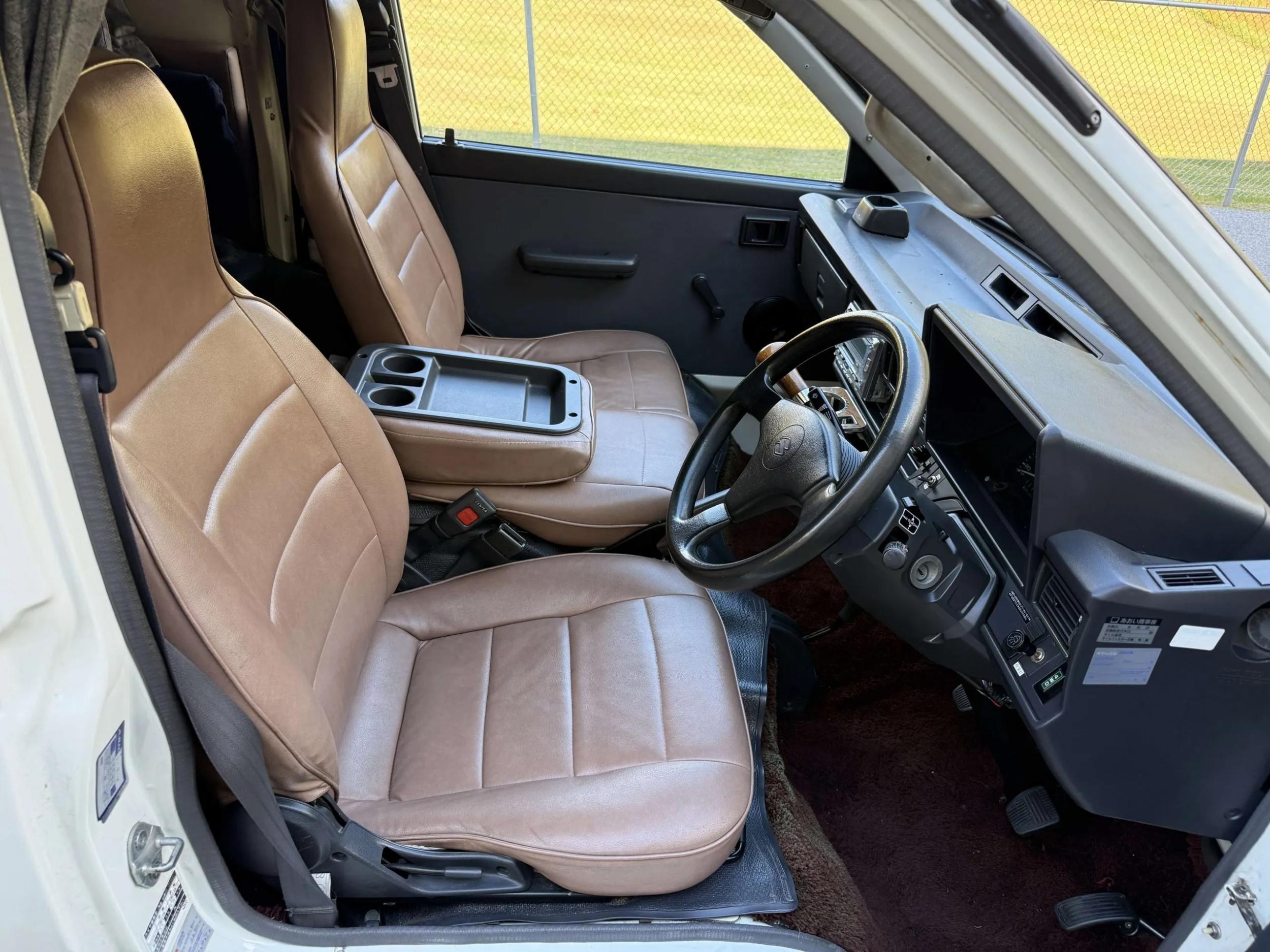 1992 Toyota TownAce Pop-Top Camper