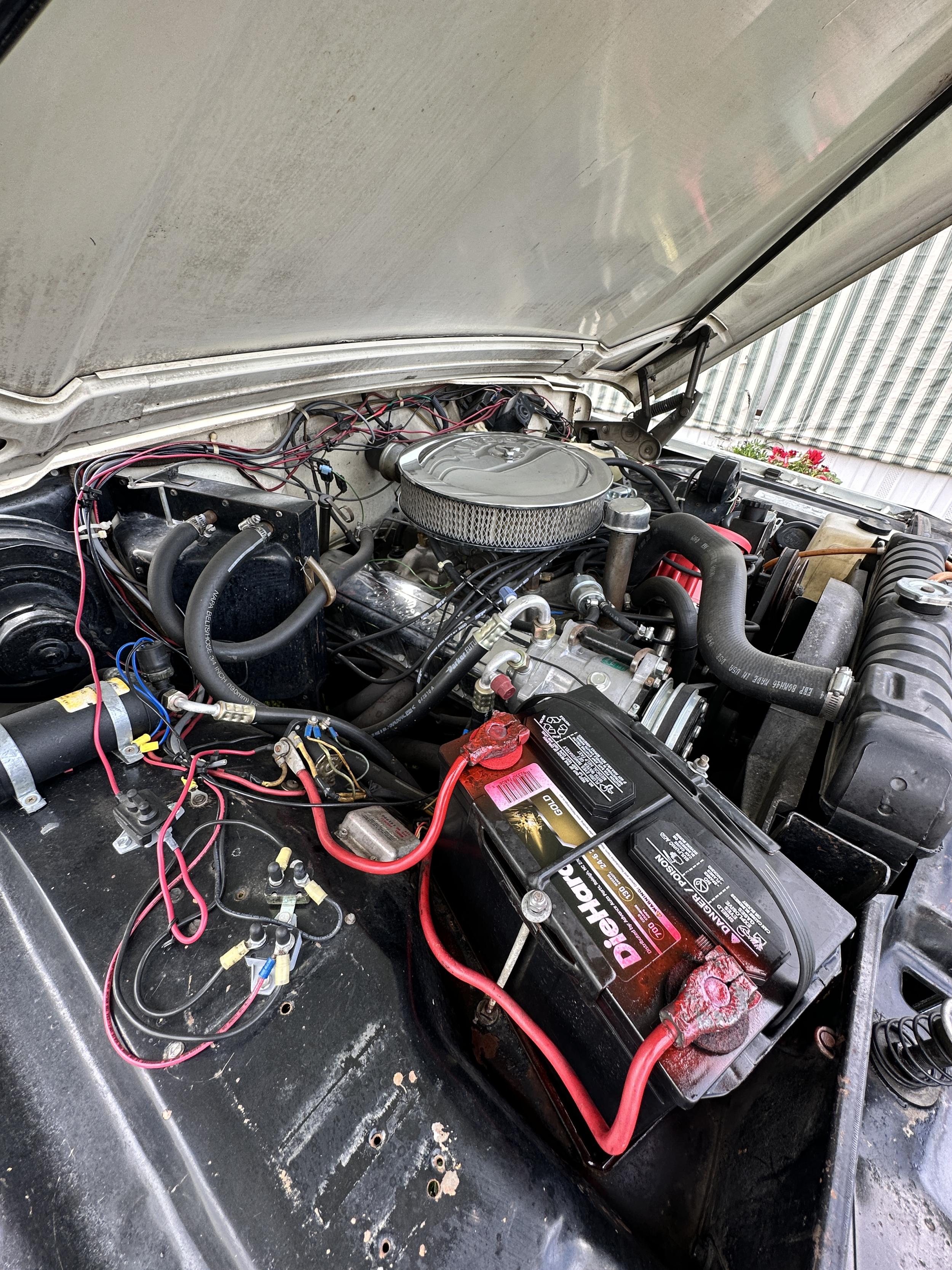 1972 Jeep J-4800 Camper Special