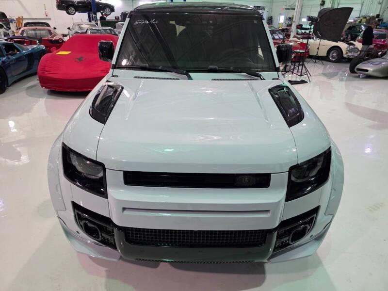 2024 Land Rover Defender 110 V8 P525