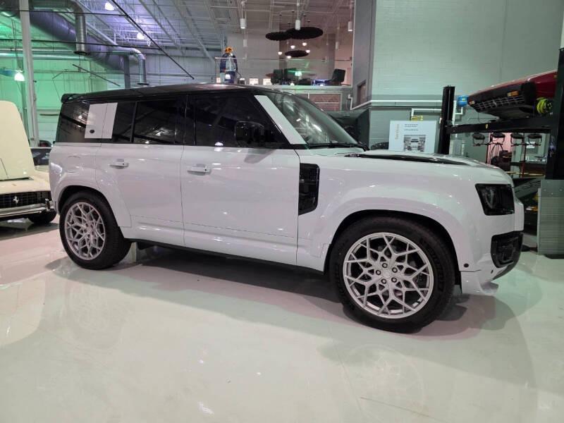 2024 Land Rover Defender 110 V8 P525