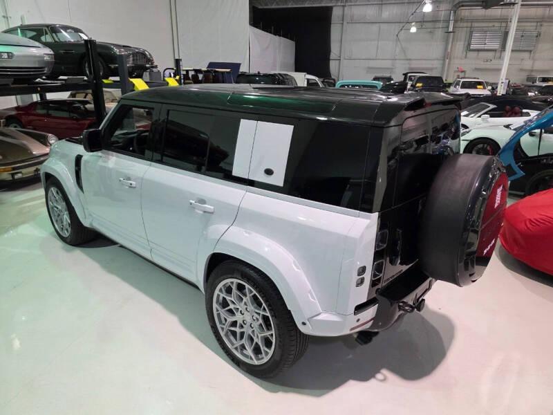 2024 Land Rover Defender 110 V8 P525 - 3