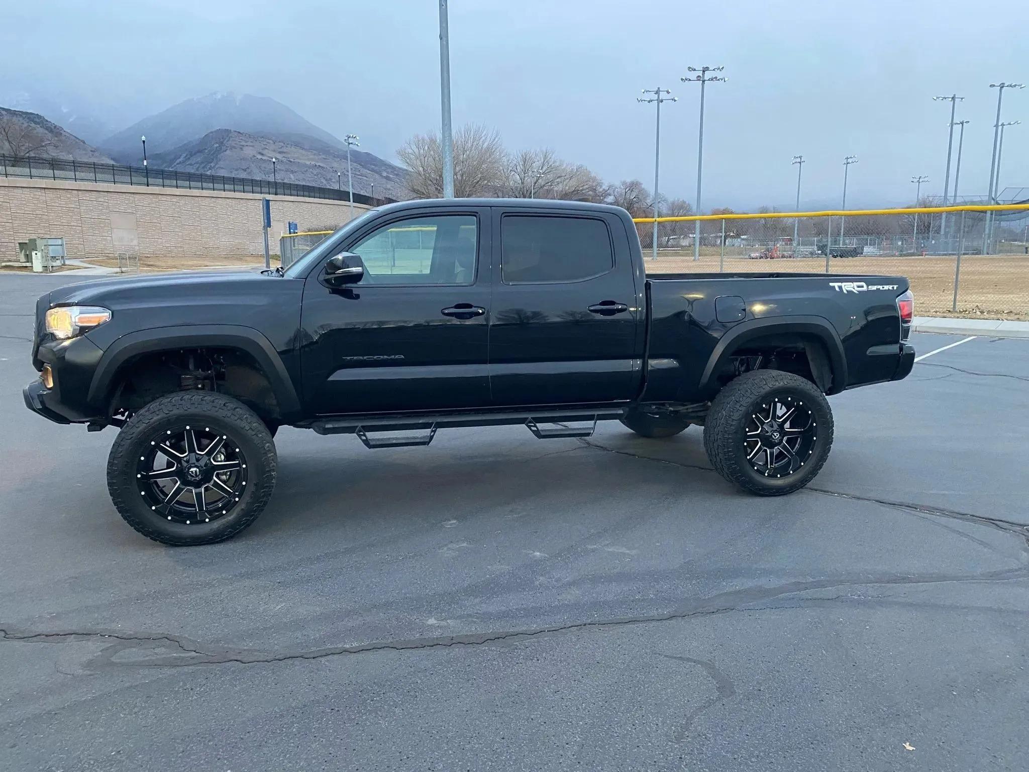 2021 Toyota Tacoma TRD Off-Road - 2