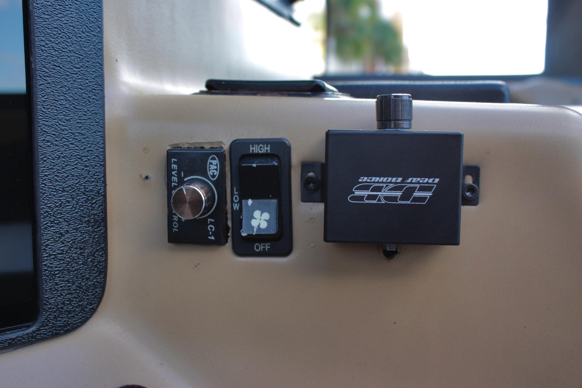 1996 AM General Hummer H1