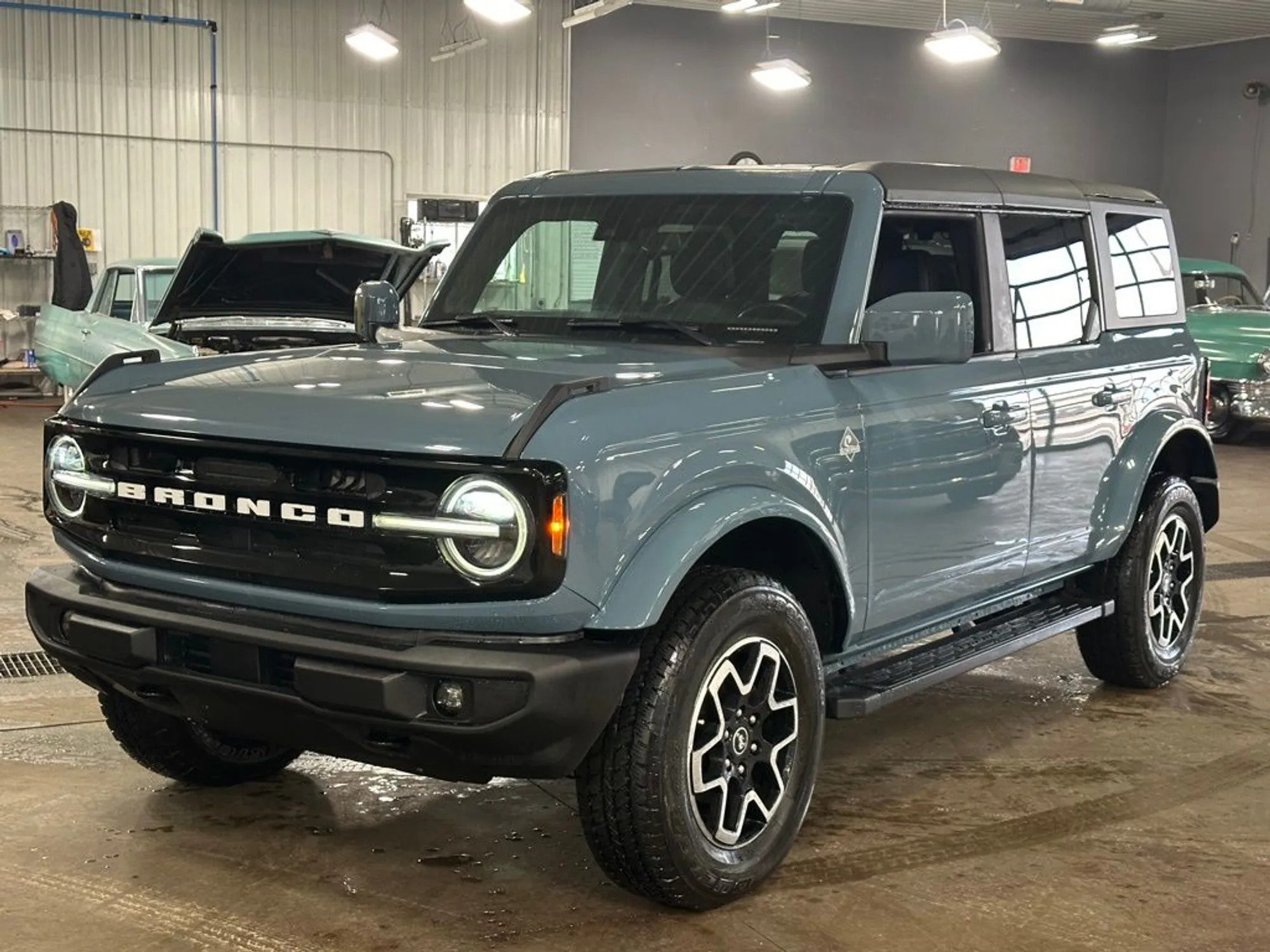  Ford Bronco