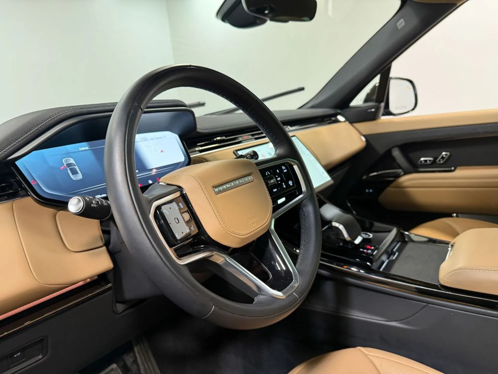 2025 Land Rover Range Rover Sport SE