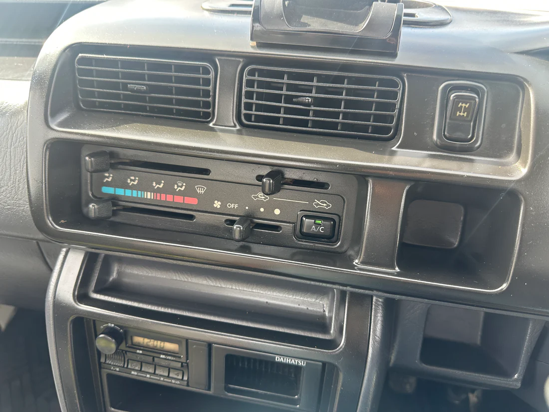 1999 Daihatsu Hijet Dump