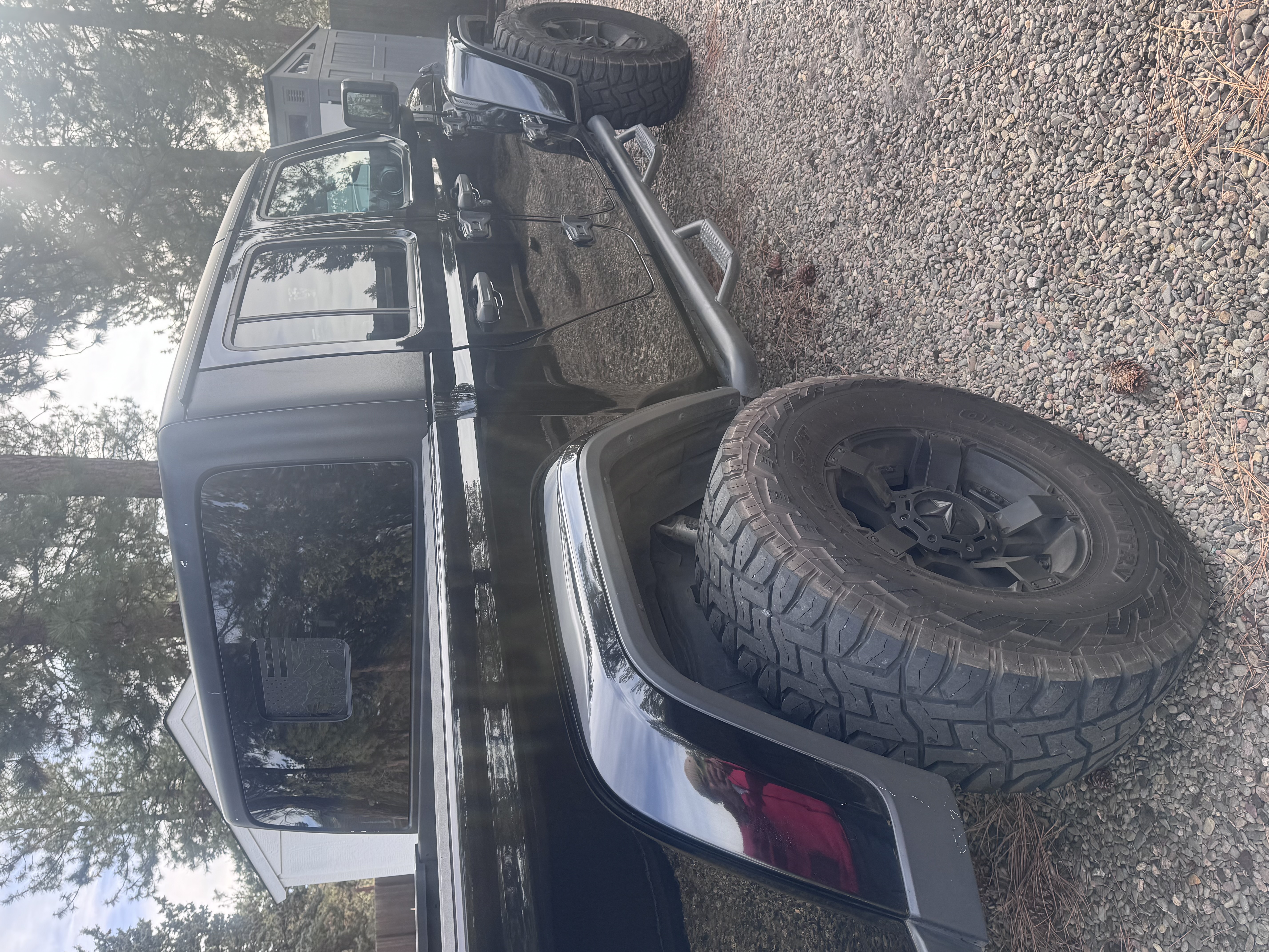 2020 Jeep Gladiator - 3