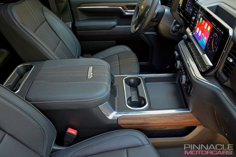 2024 Chevrolet Silverado 3500HD High Country