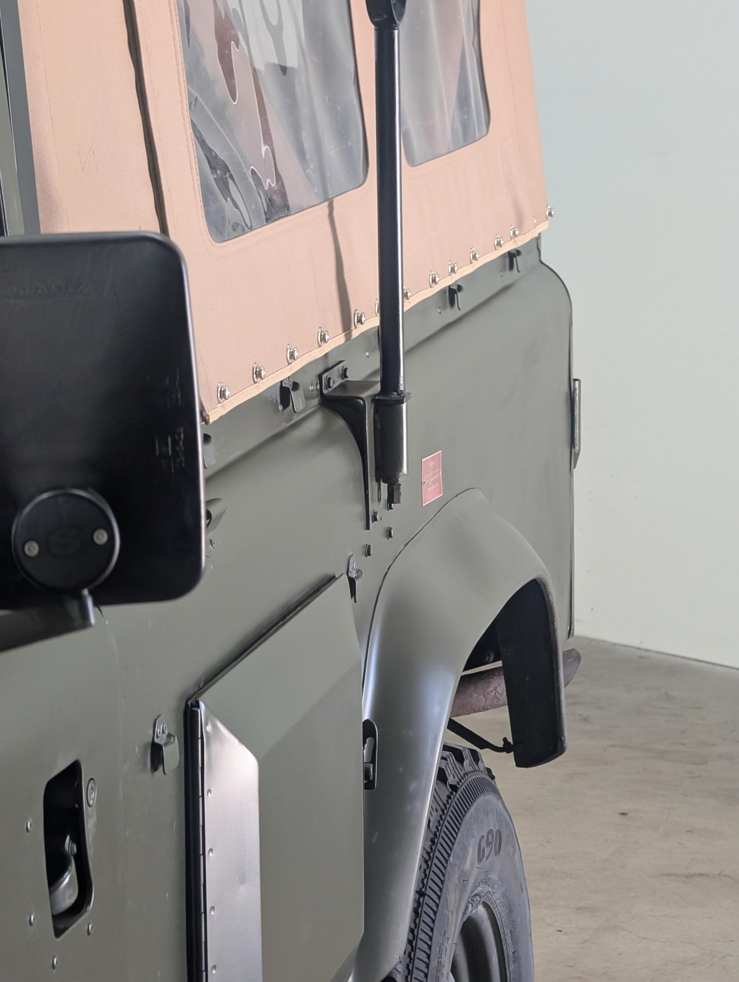 1997 Land Rover Defender 110 Wolf XD