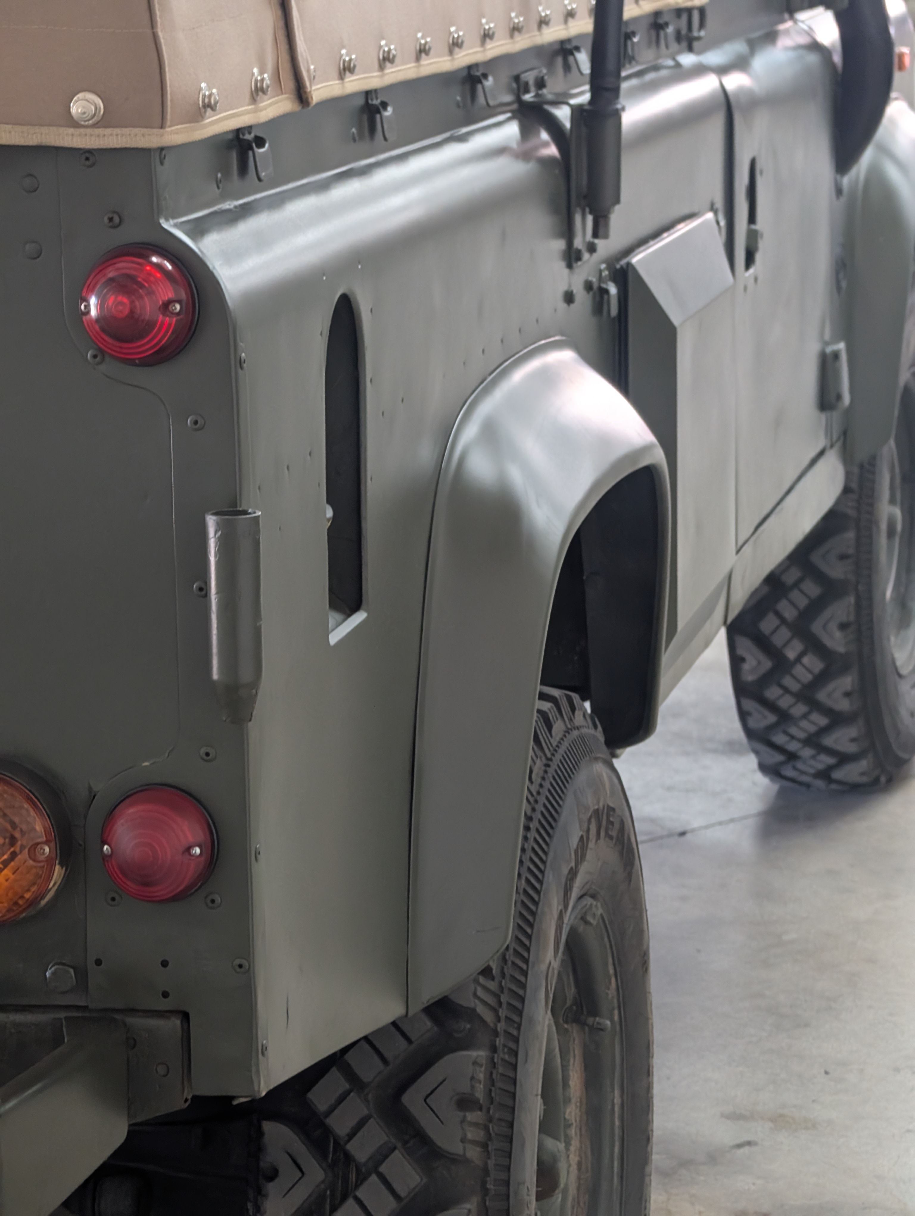1997 Land Rover Defender 110 Wolf XD