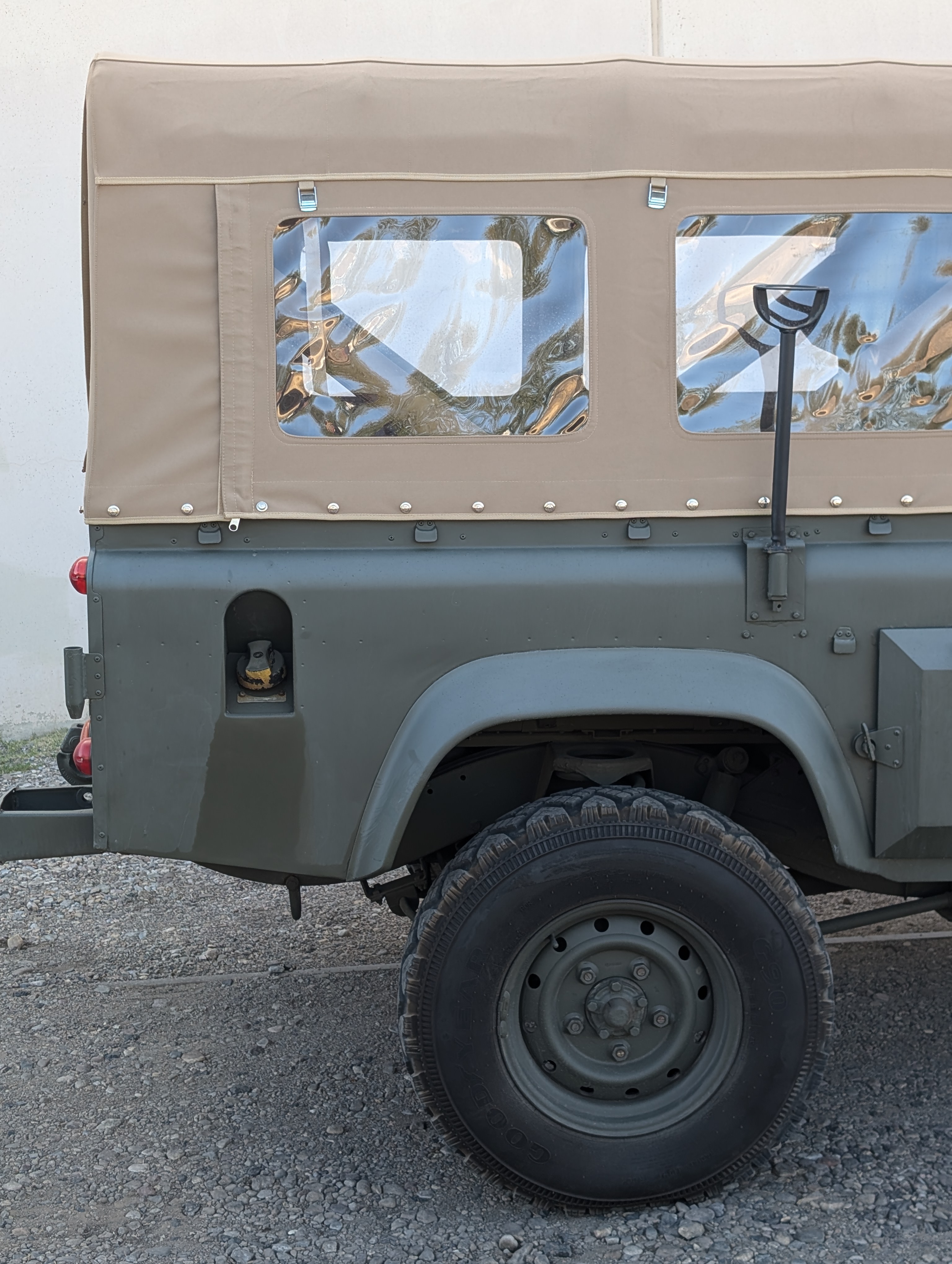 1997 Land Rover Defender 110 Wolf XD