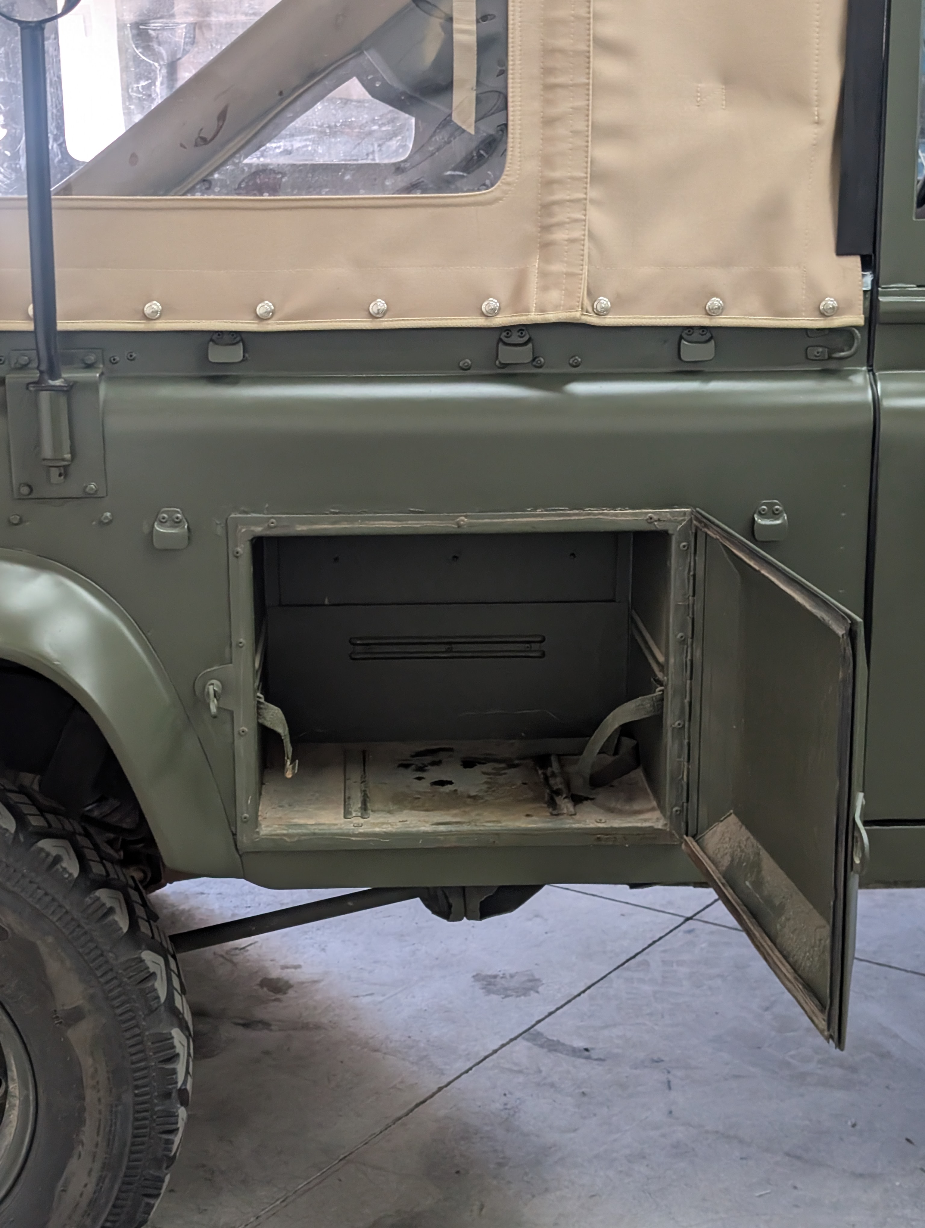 1997 Land Rover Defender 110 Wolf XD