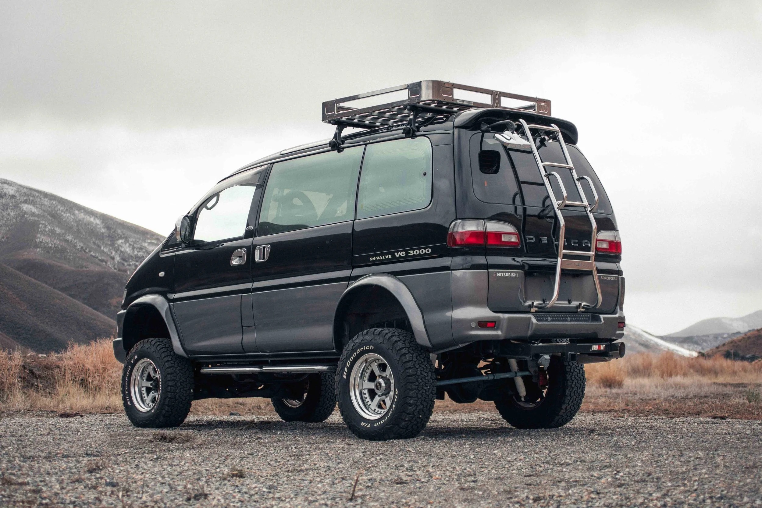 1997 Mitsubishi Delica L400 Space Gear