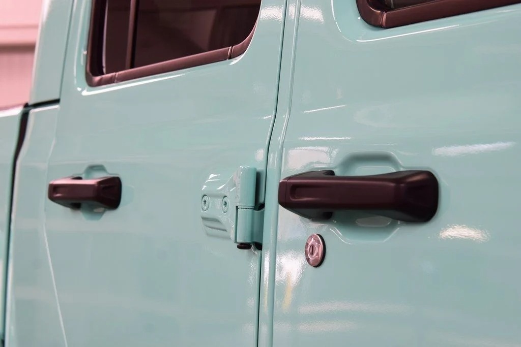 2025 Jeep Gladiator Sport S Aqua Edition