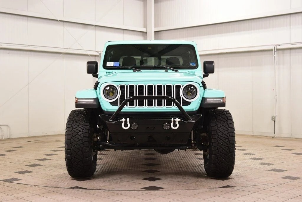 2025 Jeep Gladiator Sport S Aqua Edition - 2