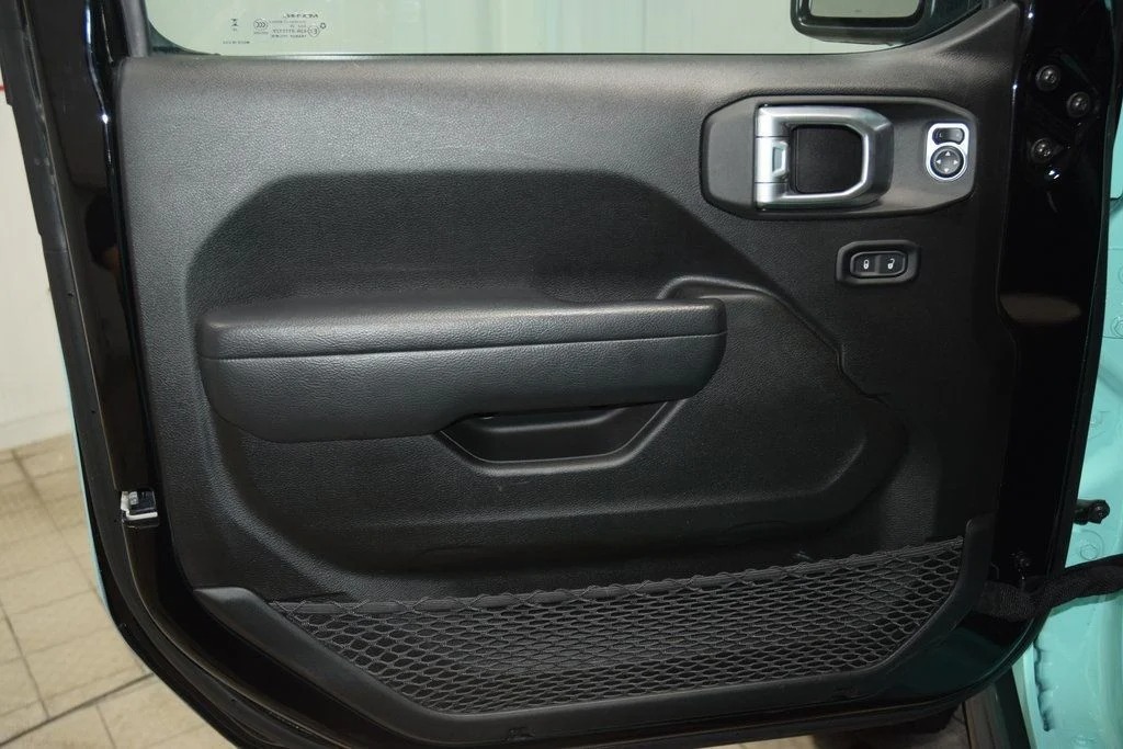 2025 Jeep Gladiator Sport S Aqua Edition