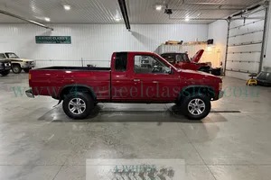 1997 Nissan King Cab XE - 2