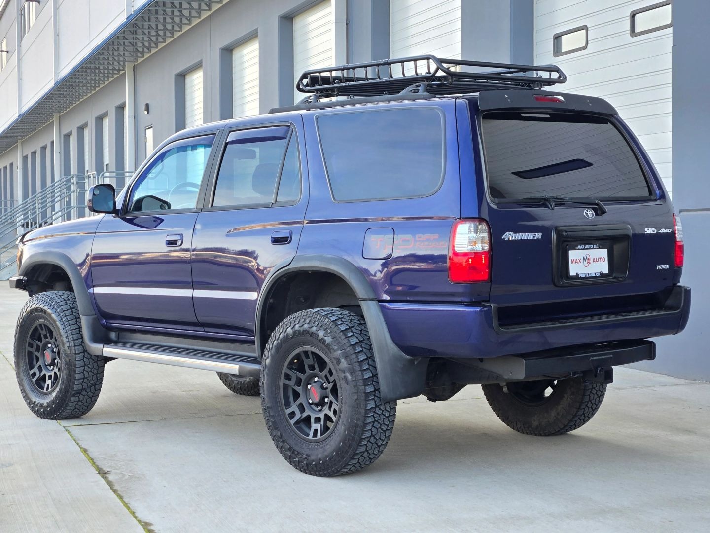Modified 2000 Toyota 4Runner SR5