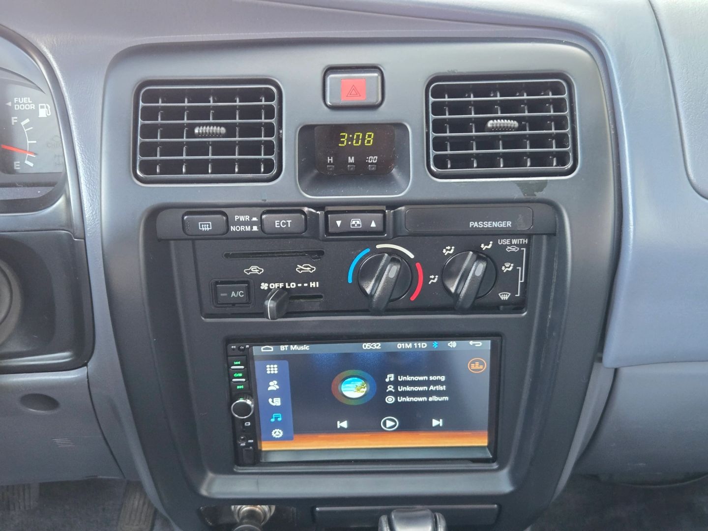 Modified 2000 Toyota 4Runner SR5