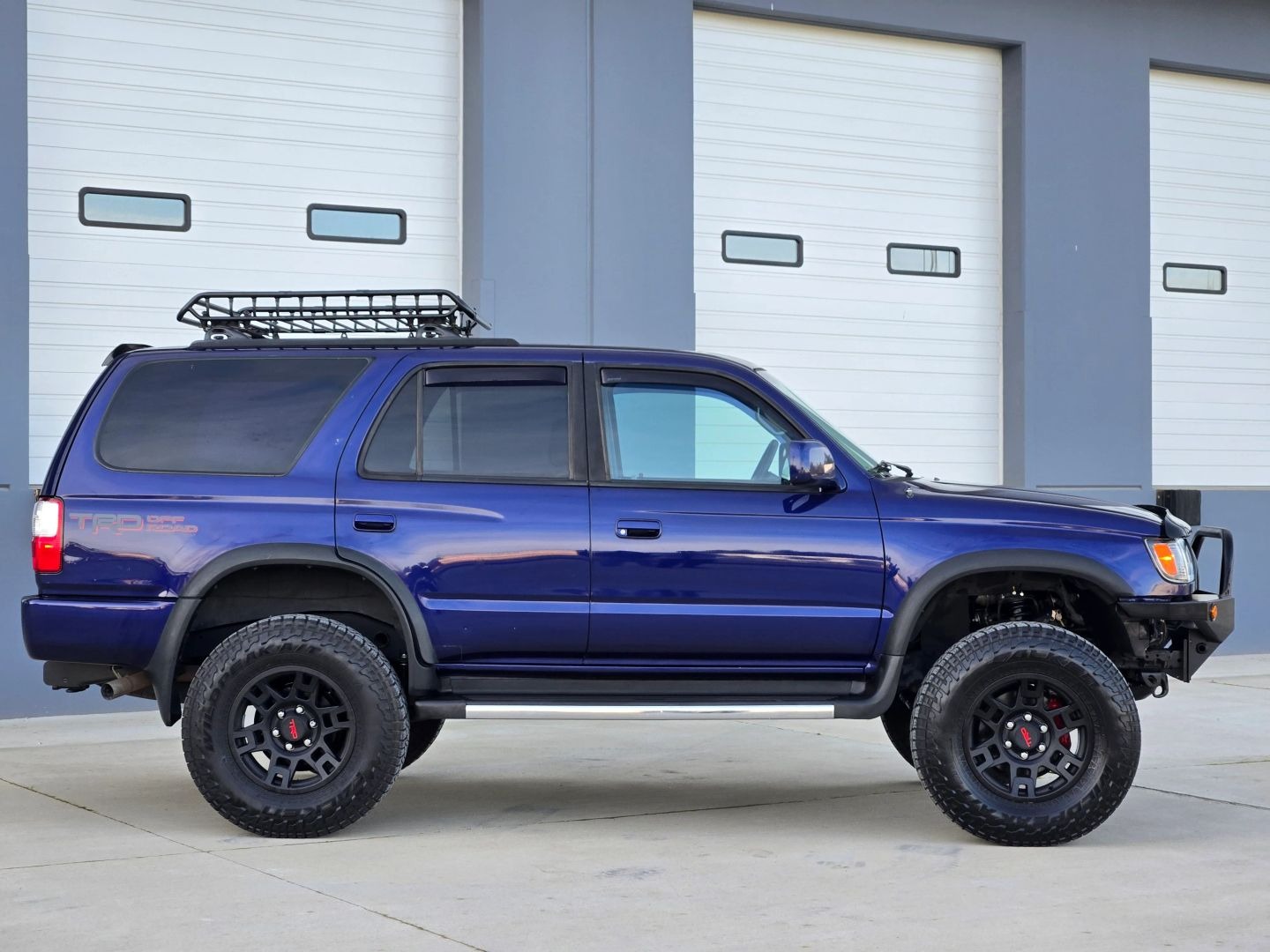 Modified 2000 Toyota 4Runner SR5